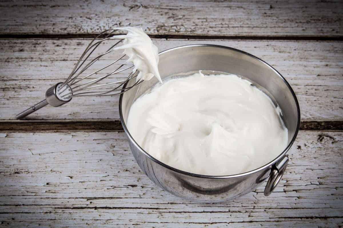 Whipping cream dan Cara Menggunakannya Dalam Hidangan